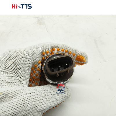 8972565250 8973280580 4JB1 4KH1 dizel motor parçaları için araç hız sensörü
