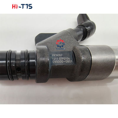 Komatsu S6D125 Motoru için yakıt enjekte edici Assy Densos 095000-1211 6156-11-3300