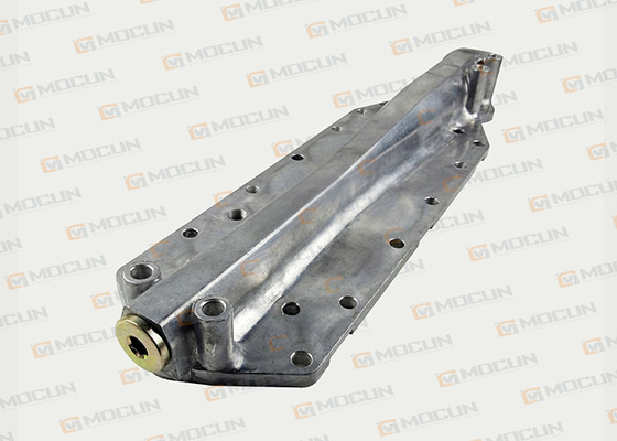 İyi bir fiyat. 6D125 Motor Yağı Soğutucusu Kapak 6150-61-2123 Kazı makinesi PC200-3 çevrimiçi